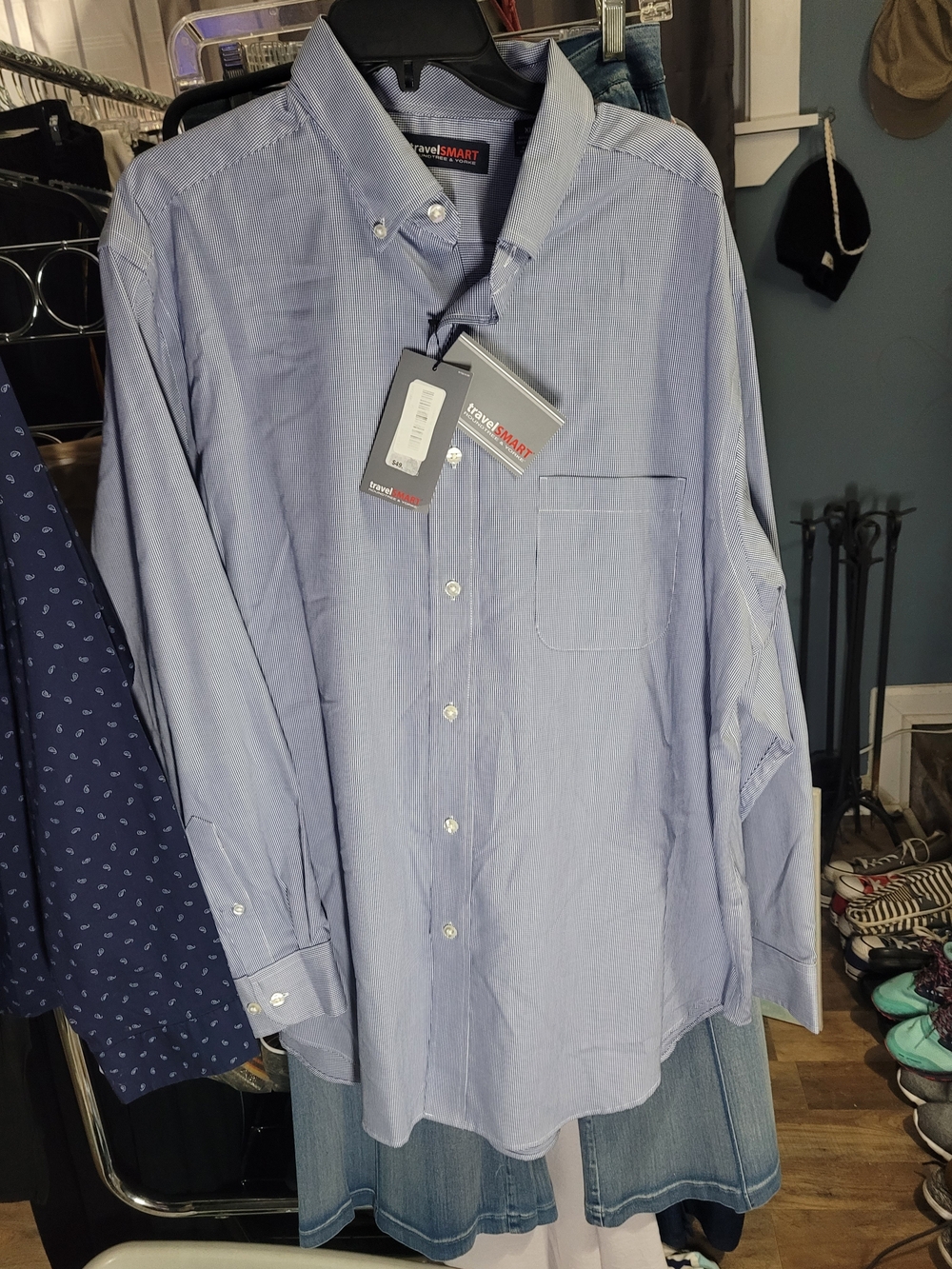 Roundtree & Yorke Light Blue Button-Down Dress Shirt
